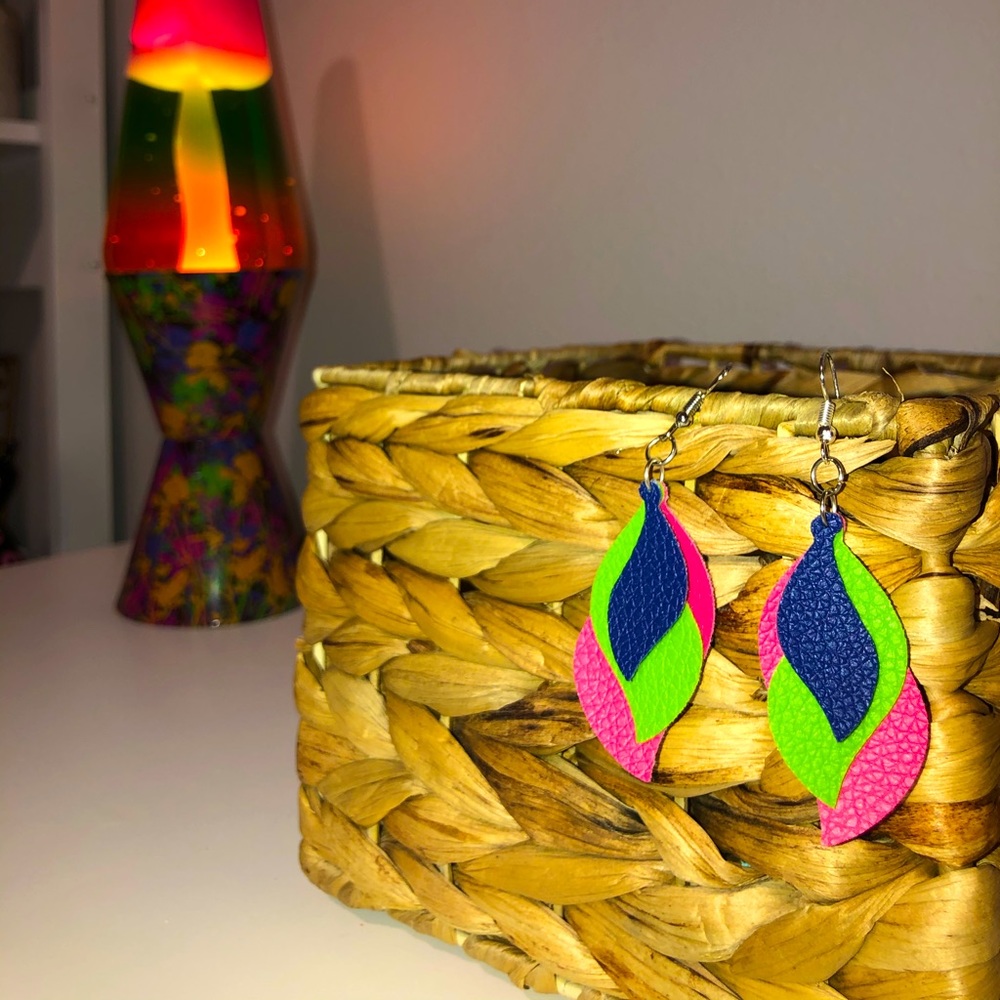 Customizable earrings